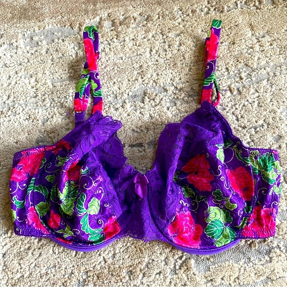 Victoria’s Secret Gold Label Vintage Bra Underwired Purple Embroidered Floral - Picture 1 of 6